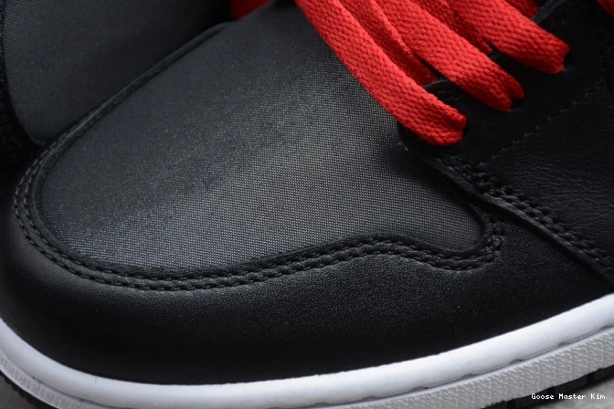 High Jordan Air OG 1 Retro Black Satin 555088-060 0525